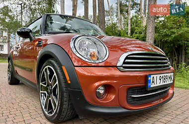 Хэтчбек MINI Cooper 2011 в 