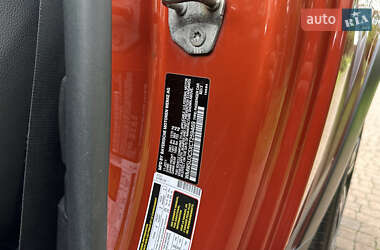 Хэтчбек MINI Cooper 2011 в 