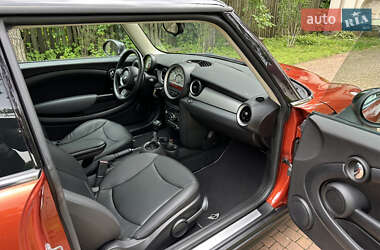 Хэтчбек MINI Cooper 2011 в 