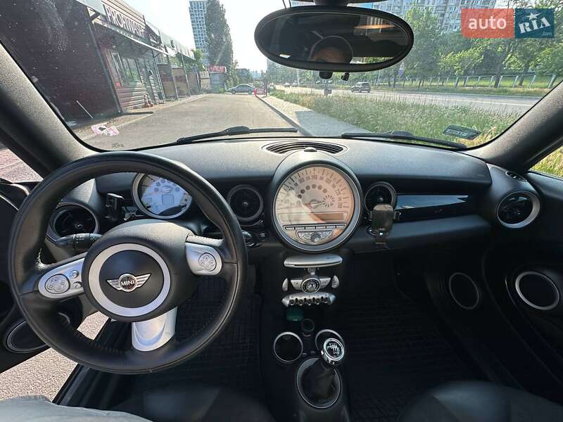 Хэтчбек MINI Cooper 2009 в Киеве