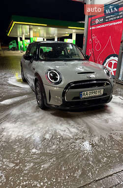 Хэтчбек MINI Cooper 2022 в 