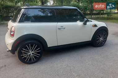 Хэтчбек MINI Cooper 2013 в 