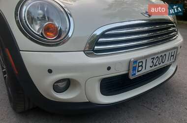 Хэтчбек MINI Cooper 2013 в 