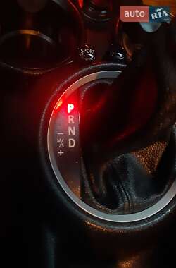 Хэтчбек MINI Cooper 2013 в 