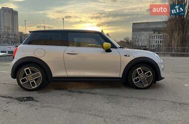 Хэтчбек MINI Cooper 2019 в 