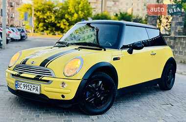 Хэтчбек MINI Cooper 2003 в 
