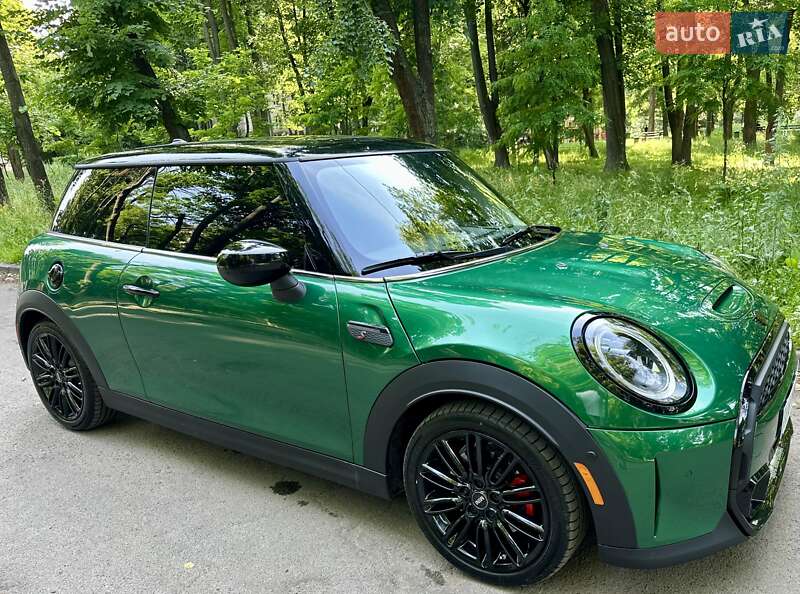 Хэтчбек MINI Cooper 2022 в Киеве