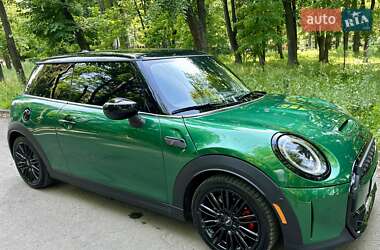 Хетчбек MINI Cooper 2022 в 