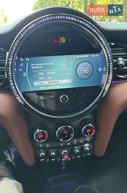 Хетчбек MINI Cooper 2022 в 