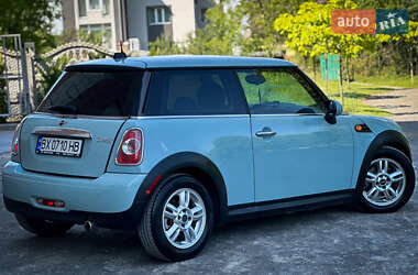 Хэтчбек MINI Cooper 2013 в 