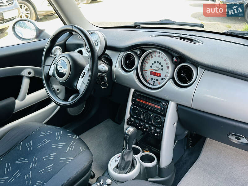 Хэтчбек MINI Cooper 2004 в Харькове