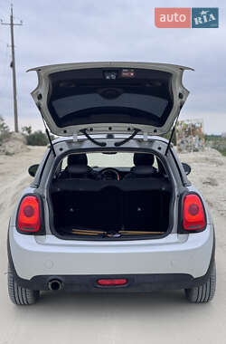 Хэтчбек MINI Cooper 2014 в 