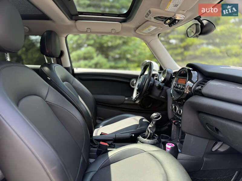 Хэтчбек MINI Cooper 2015 в Одессе