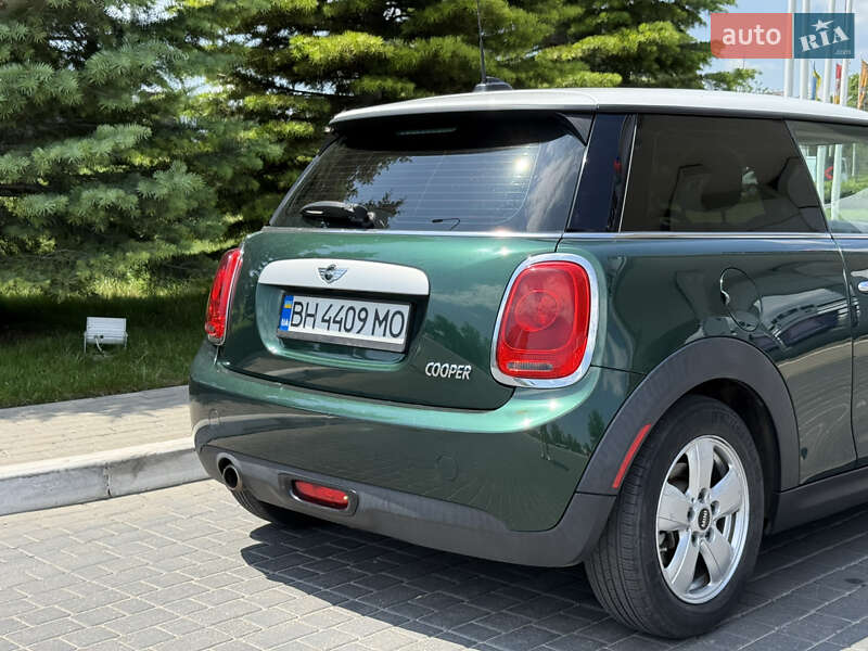 Хэтчбек MINI Cooper 2015 в Одессе