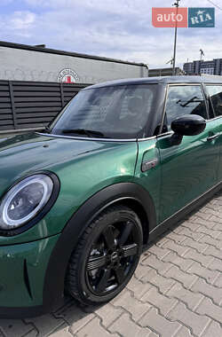 Хэтчбек MINI Cooper 2021 в 
