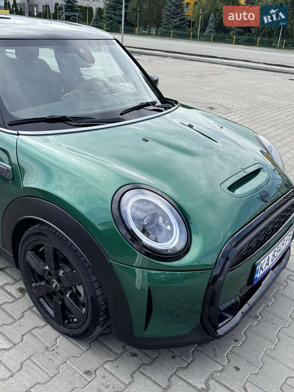 Хэтчбек MINI Cooper 2021 в Киеве