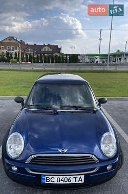 Хэтчбек MINI Cooper 2002 в 