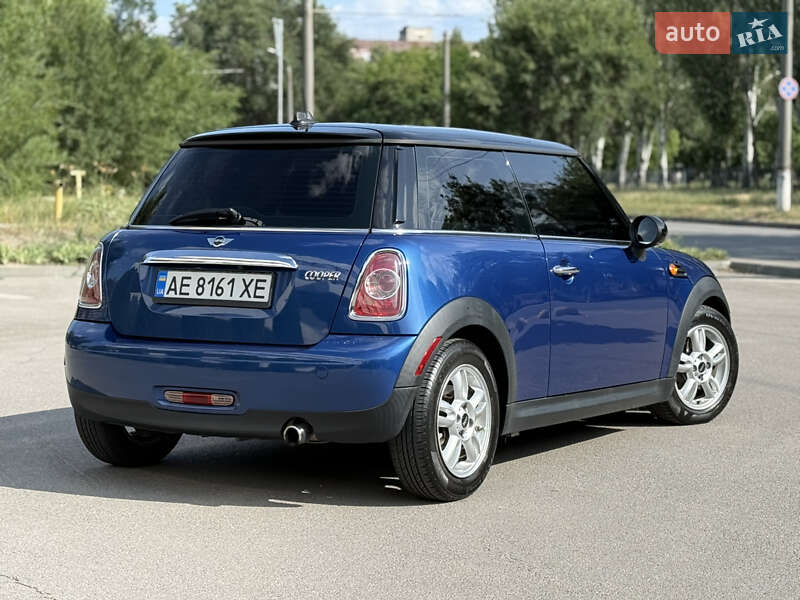 Хэтчбек MINI Cooper 2012 в Днепре