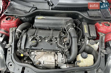 Хэтчбек MINI Cooper 2011 в 