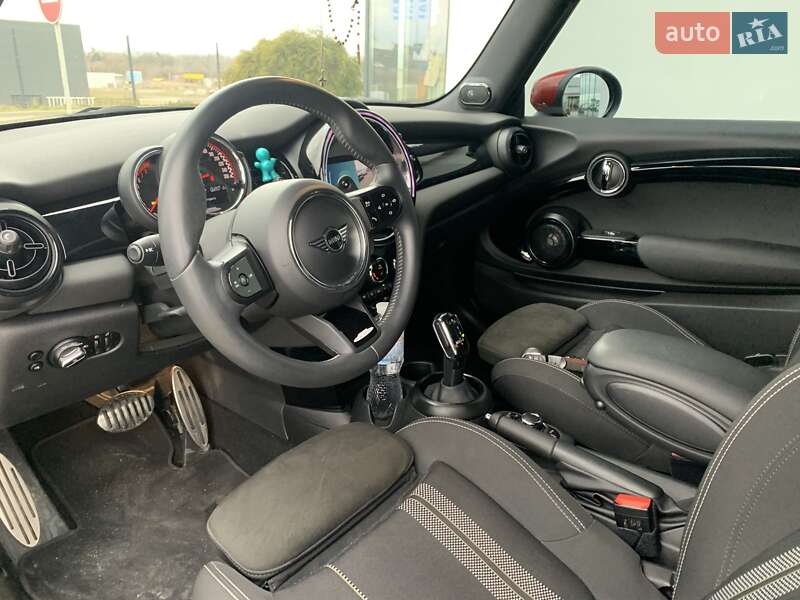 Хэтчбек MINI Cooper 2021 в Львове