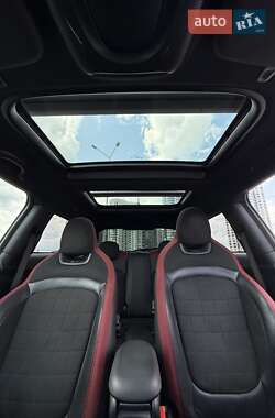 Хетчбек MINI Cooper 2019 в 