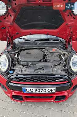 Хетчбек MINI Cooper 2019 в 