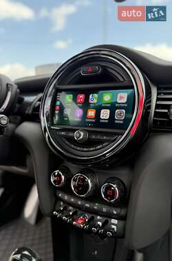 Хетчбек MINI Cooper 2019 в 
