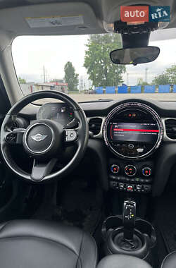 Хэтчбек MINI Cooper 2021 в 