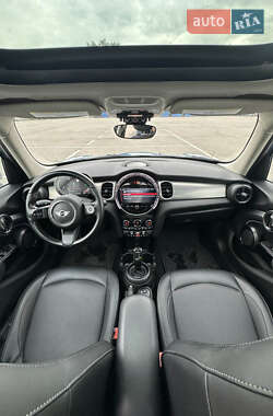 Хэтчбек MINI Cooper 2021 в 