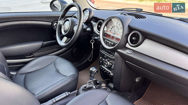 Хэтчбек MINI Cooper 2012 в Киеве