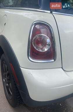 Хэтчбек MINI Cooper 2012 в 