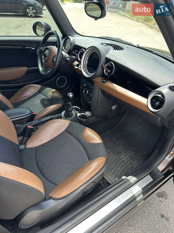 Хэтчбек MINI Cooper 2011 в Днепре