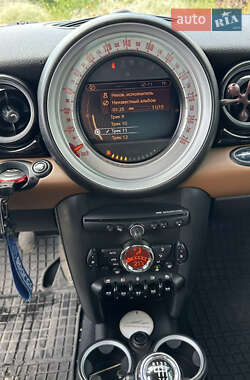 Хэтчбек MINI Cooper 2011 в 