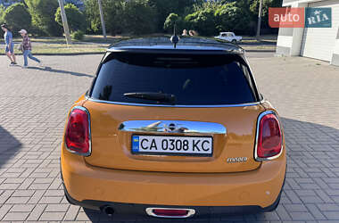 Хэтчбек MINI Cooper 2014 в 