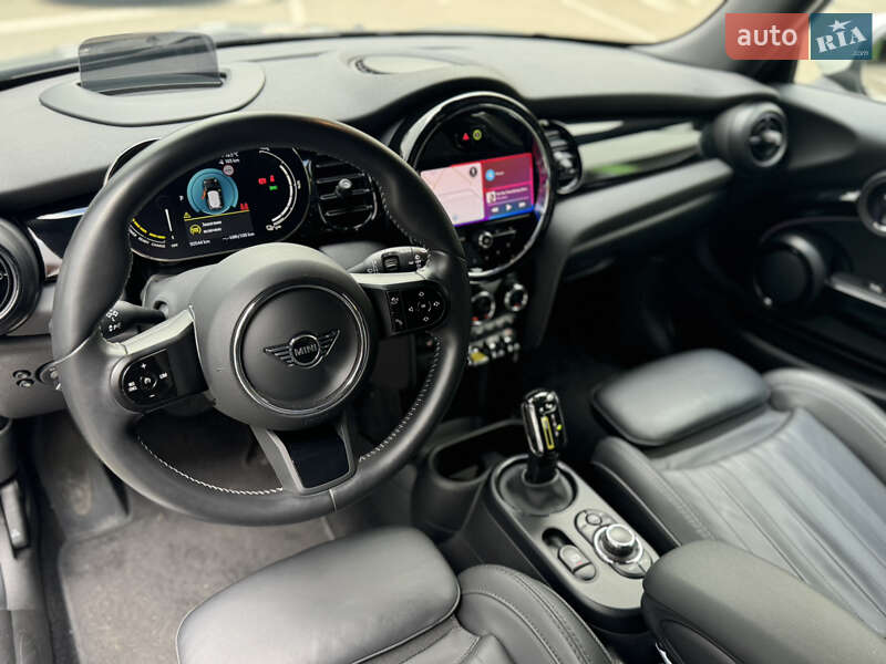 Хэтчбек MINI Cooper 2021 в Киеве