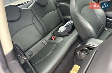 Хэтчбек MINI Cooper 2011 в 