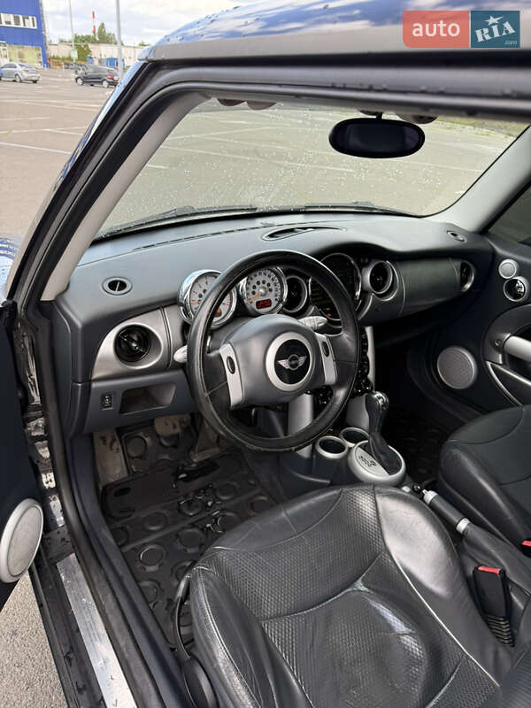 Хэтчбек MINI Cooper 2003 в Киеве