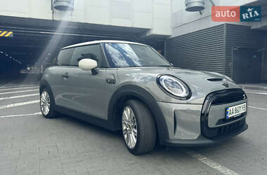 Хэтчбек MINI Cooper 2021 в 