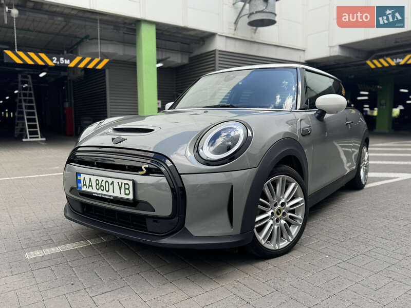Хэтчбек MINI Cooper 2021 в 