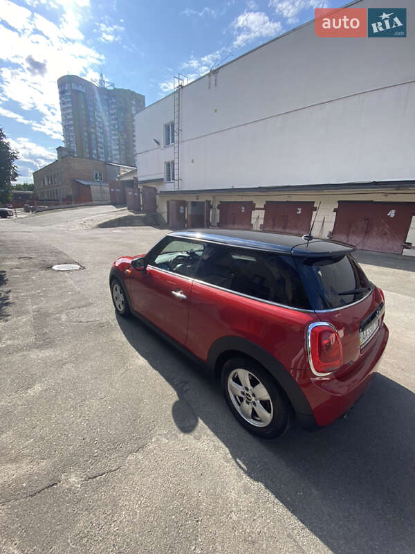 Хэтчбек MINI Cooper 2016 в Киеве