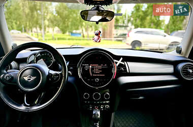 Хэтчбек MINI Cooper 2015 в 