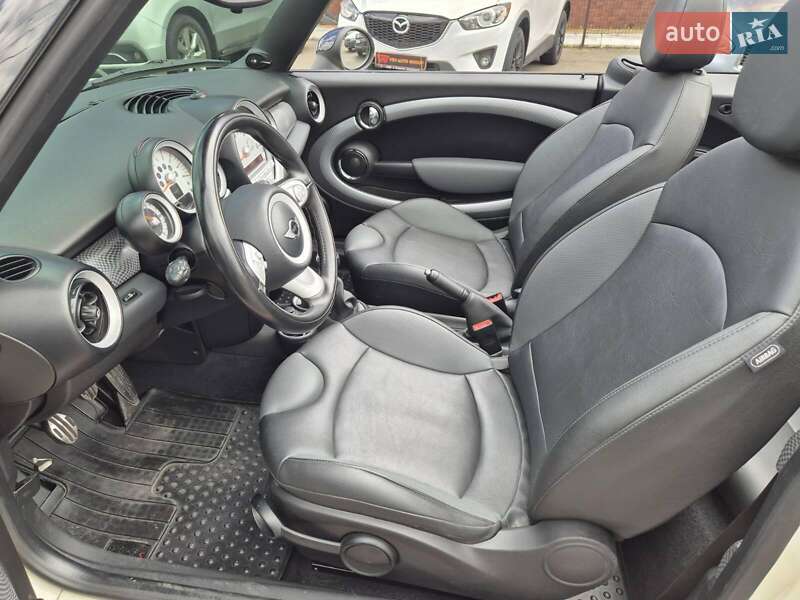 Хэтчбек MINI Cooper 2010 в Киеве