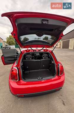 Хэтчбек MINI Cooper 2022 в 
