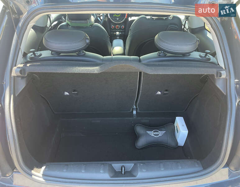 Хэтчбек MINI Cooper 2014 в Киеве