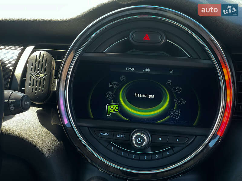 Хэтчбек MINI Cooper 2014 в Киеве