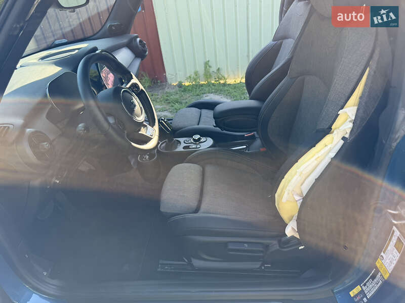 Хэтчбек MINI Cooper 2021 в Луцке