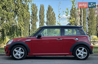 Хэтчбек MINI Cooper 2008 в 