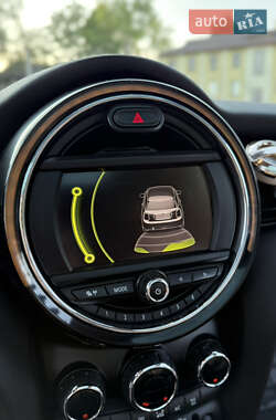 Хэтчбек MINI Cooper 2014 в 