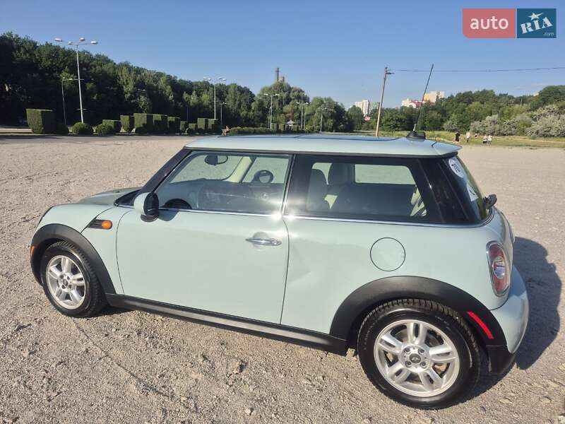 Хэтчбек MINI Cooper 2011 в Днепре