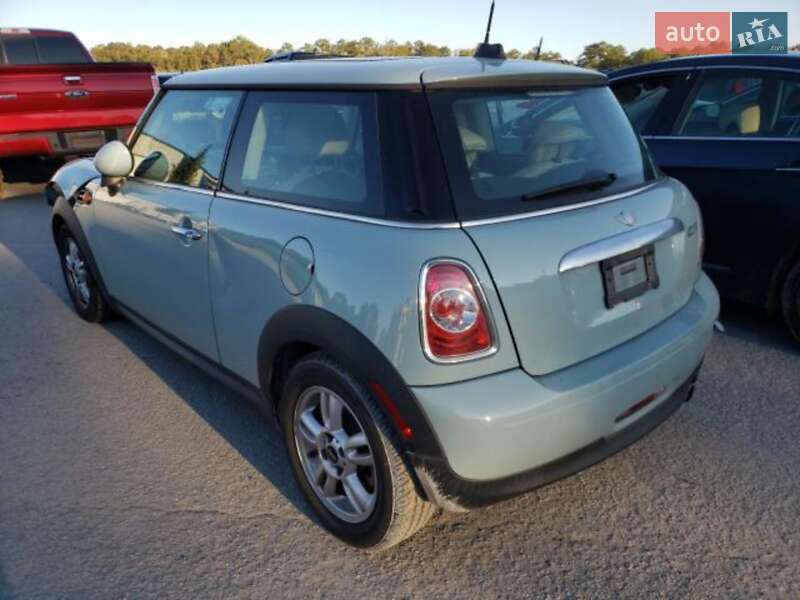 Хэтчбек MINI Cooper 2011 в Днепре